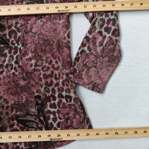 Northern Reflections Women's Leopard Blouse Size Large Pink Brown - Picture 6 of 11